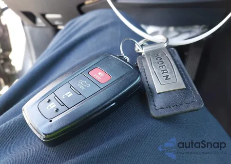 2024 Toyota Rav4 Hybrid Limited из США, поврежденный, VIN 2T3D6RFV8RW069356